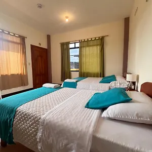 Casa Cascada *** Puerto Ayora (Galapagos Islands)